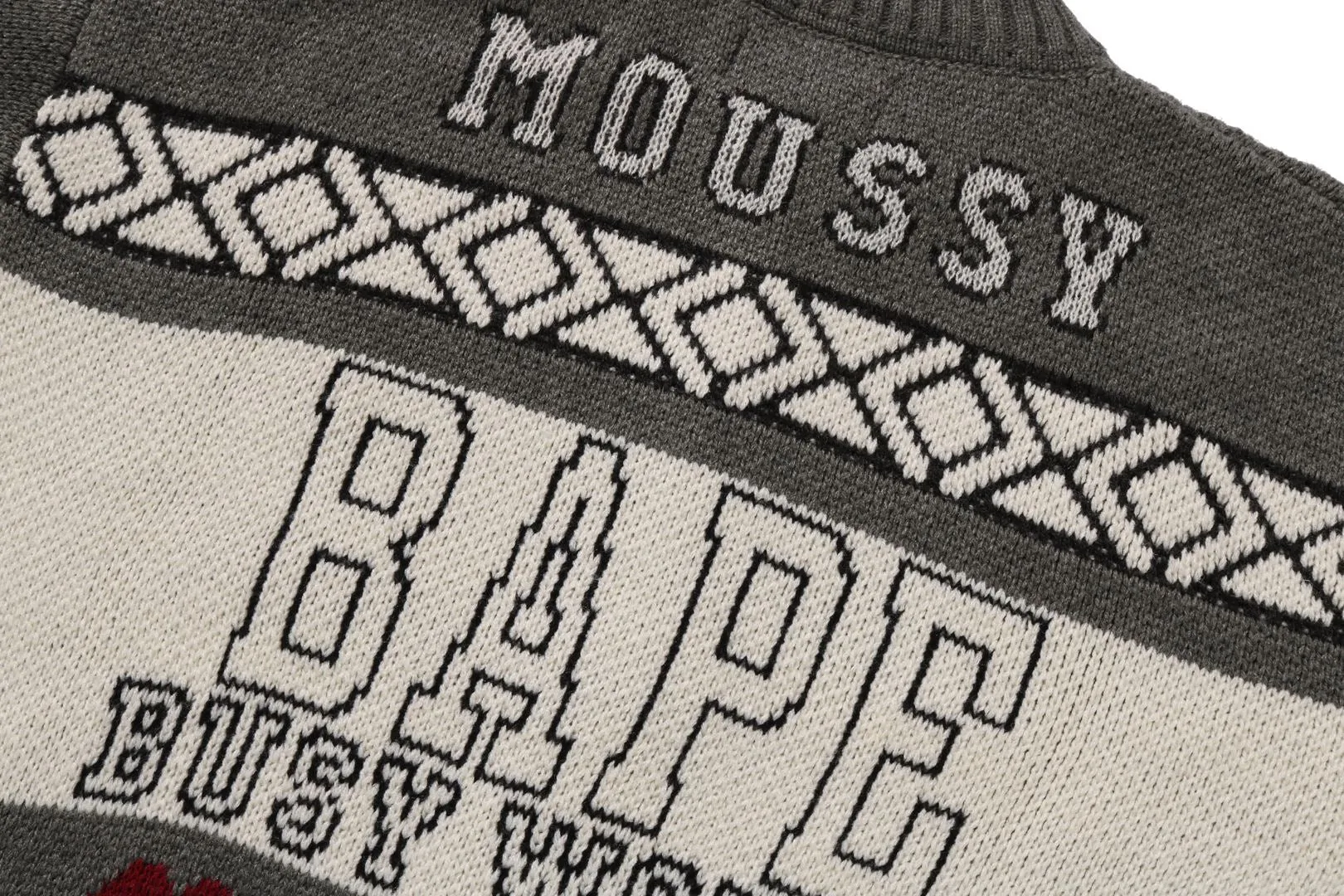 【 BAPE X MOUSSY 】KNIT CARDIGAN sold by Bape product image thumbnail 4