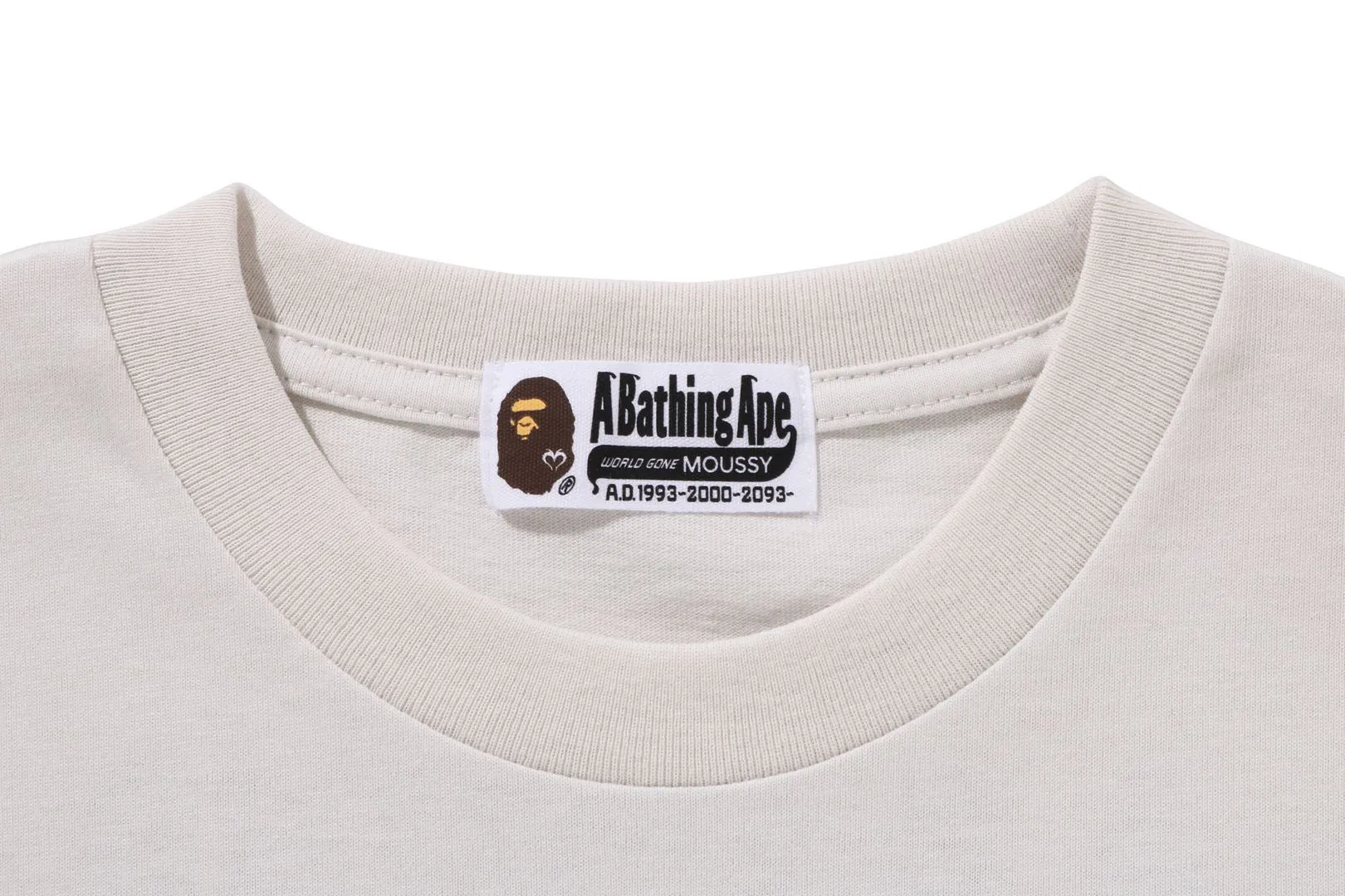 【 BAPE X MOUSSY 】COLLEGE PATCH TEE sold by Bape product image thumbnail 5