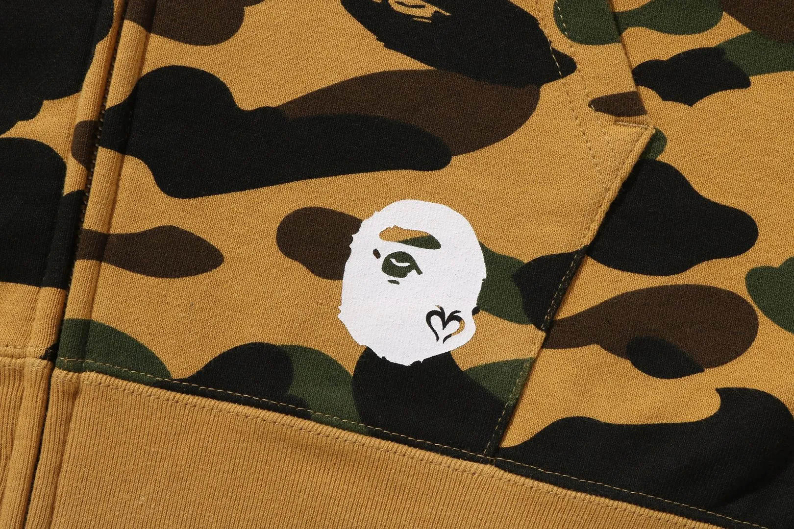 【 BAPE X MOUSSY 】COLLEGE LOGO ZIP HOODIE sold by Bape product image thumbnail 4
