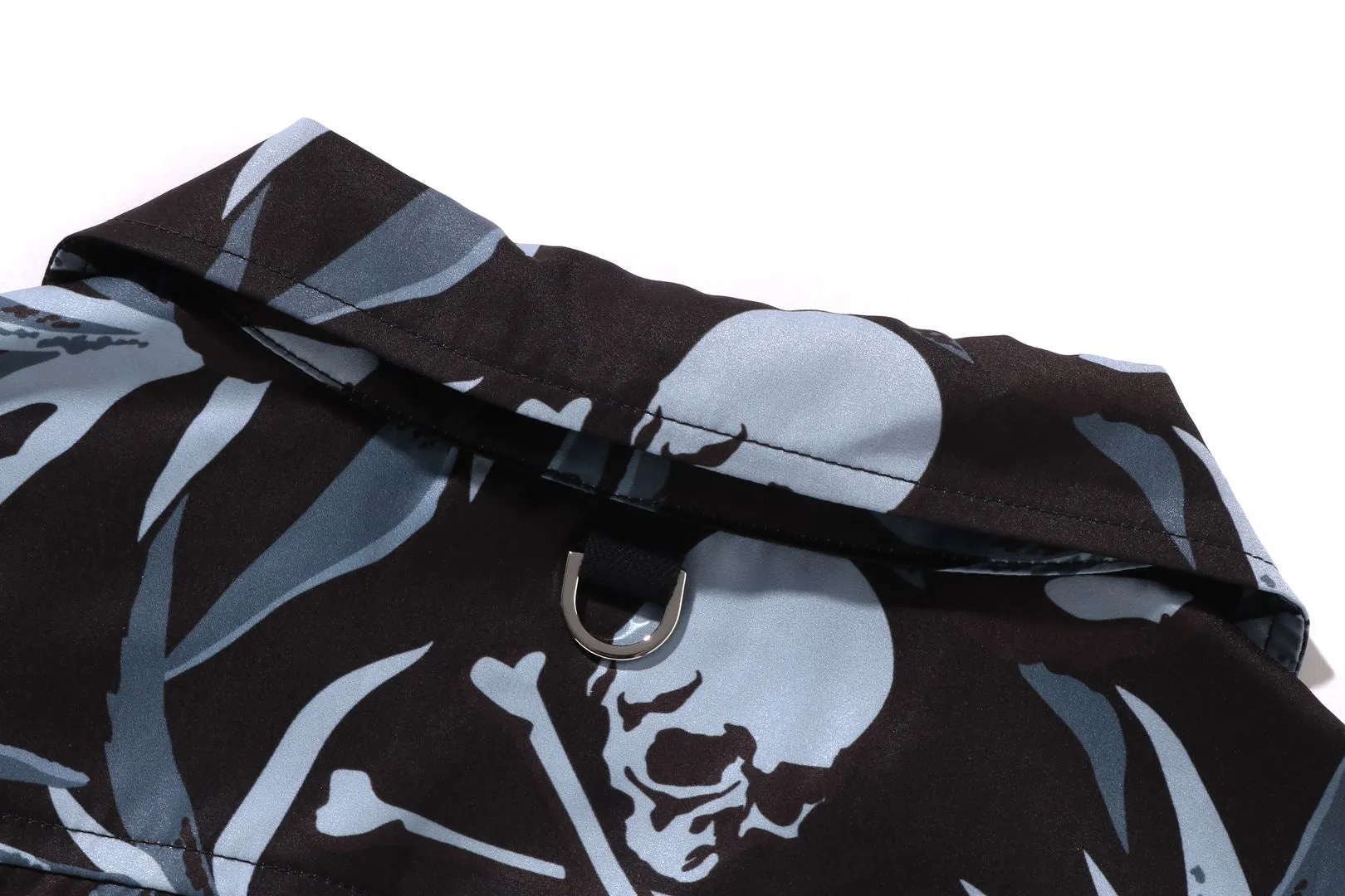 【 BAPE X MMJ 】TROPICAL SKULL CAMO OPEN COLLAR SS SHIRTS 16TH sold by Bape product image thumbnail 4