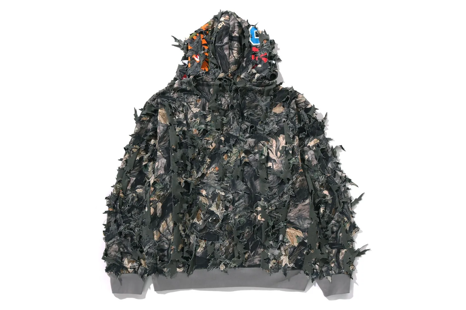 TREE EDGE CAMO LASER CUT CROPPED SHARK FULL ZIP HOODIE sold by Bape product image thumbnail 3