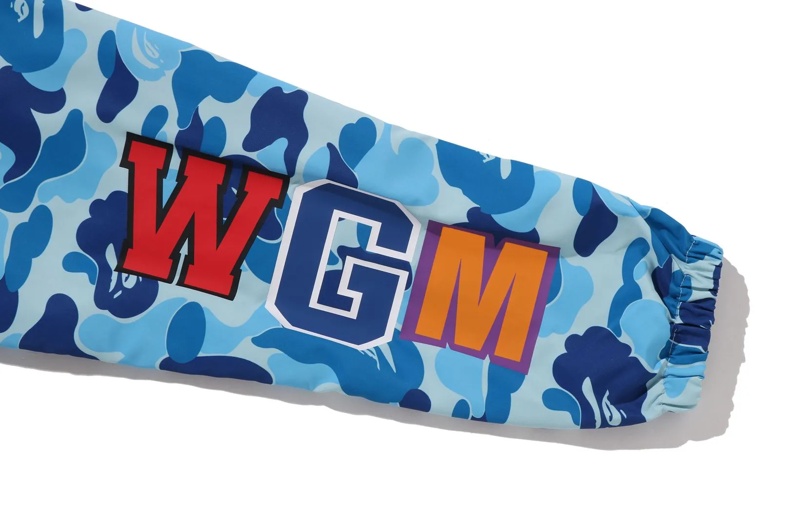 ABC CAMO SHARK HOODIE JACKET sold by Bape product image thumbnail 4