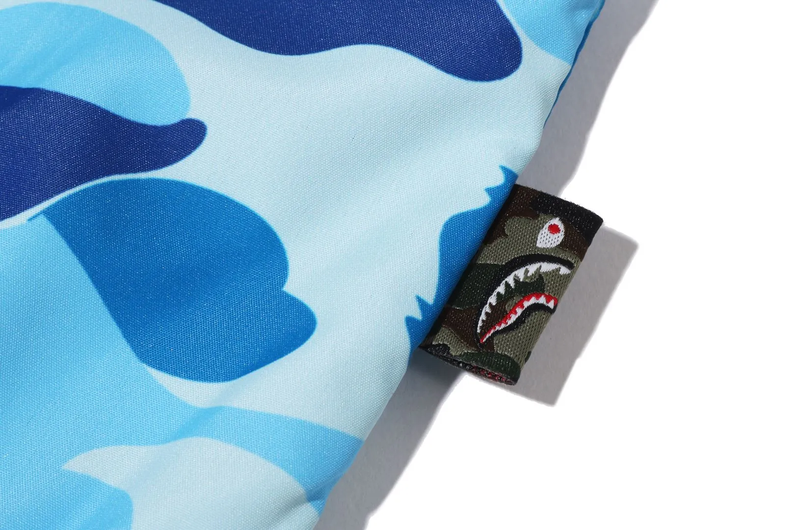 ABC CAMO SHARK HOODIE JACKET sold by Bape product image thumbnail 4