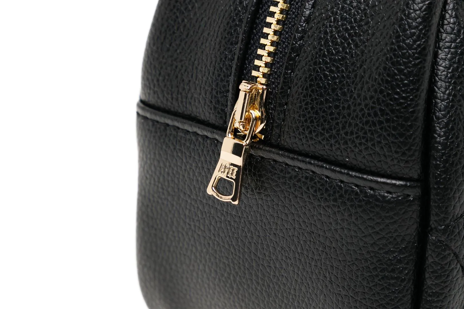 QUILTED HEART MONOGRAM MINI POUCH sold by Bape product image thumbnail 2