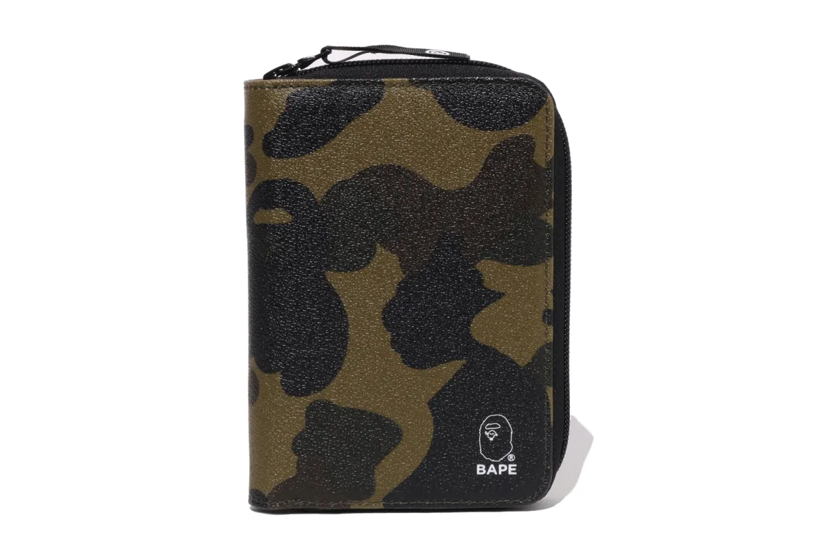 1ST CAMO PASSPORT CASE TRAVEL made by Bape