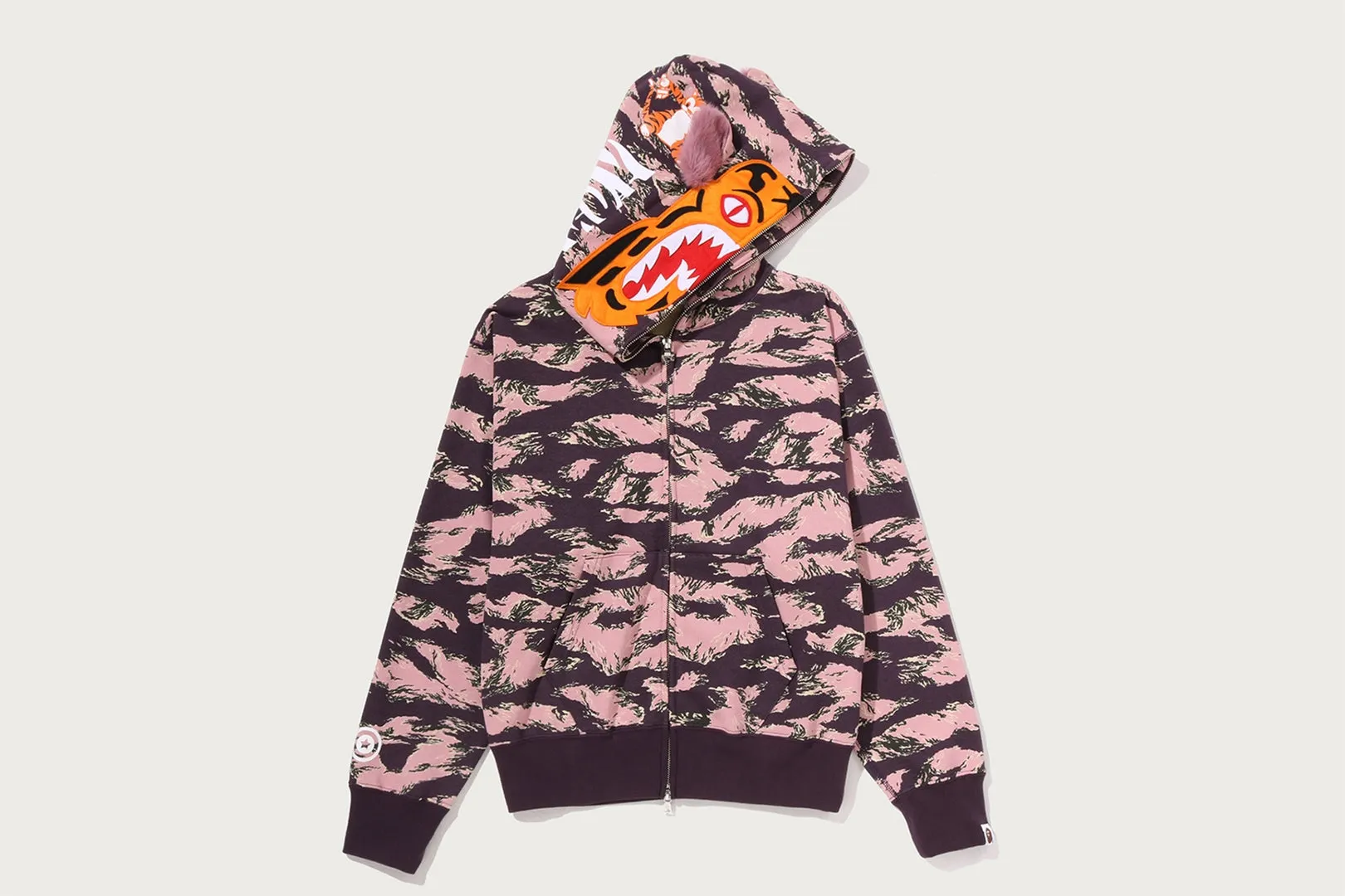 TIGER CAMO TIGER SHARK FULL ZIP HOODIE sold by Bape product image thumbnail 2