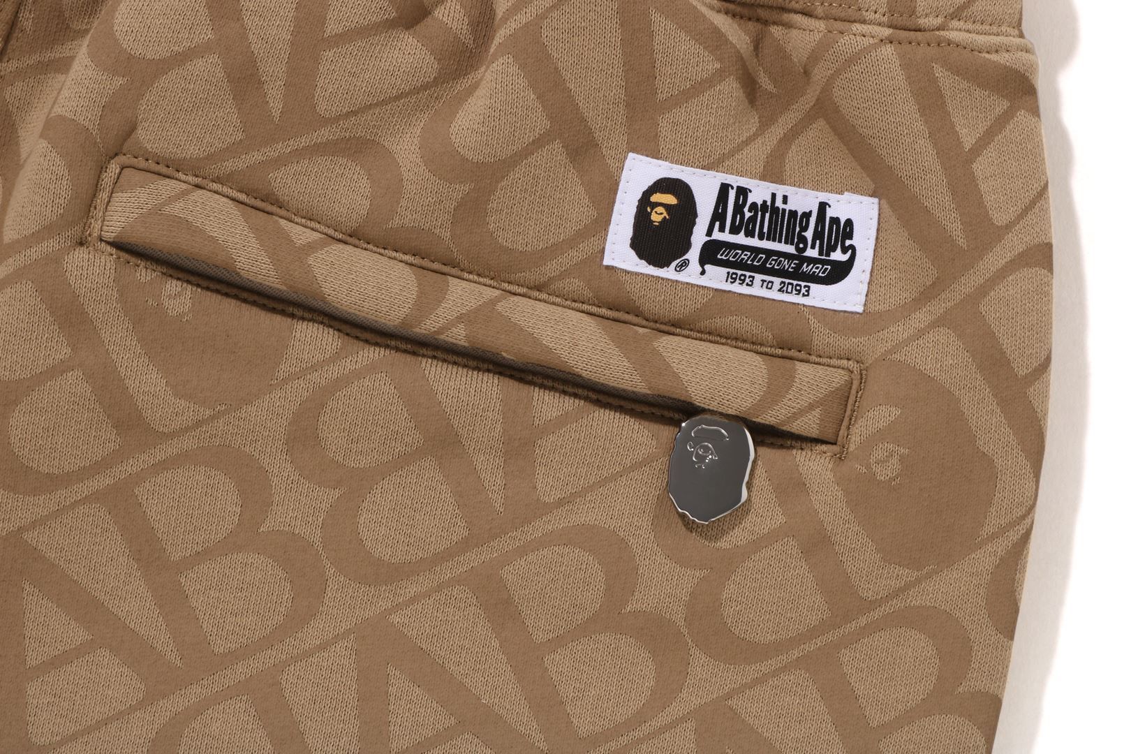 SPORT MONOGRAM METAL LOGO PIN SWEAT SHORTS sold by Bape product image thumbnail 4