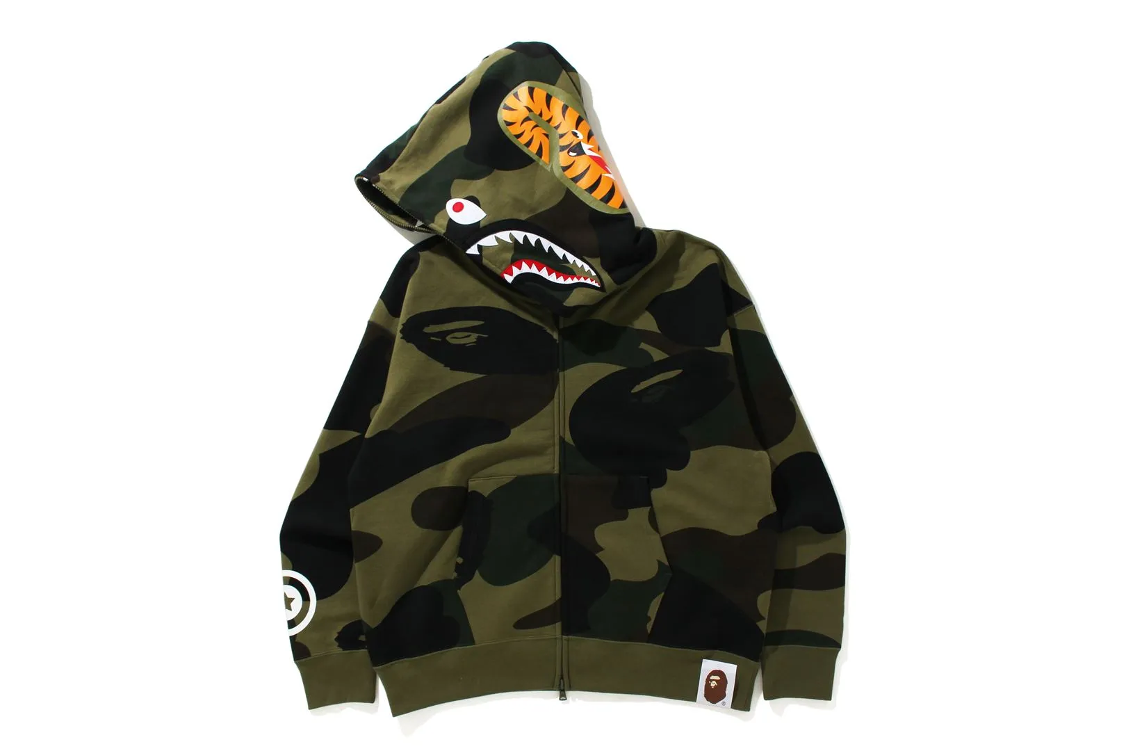 GIANT 1ST CAMO SHARK LOOSE FIT FULL ZIP HOODIE sold by Bape product image thumbnail 2