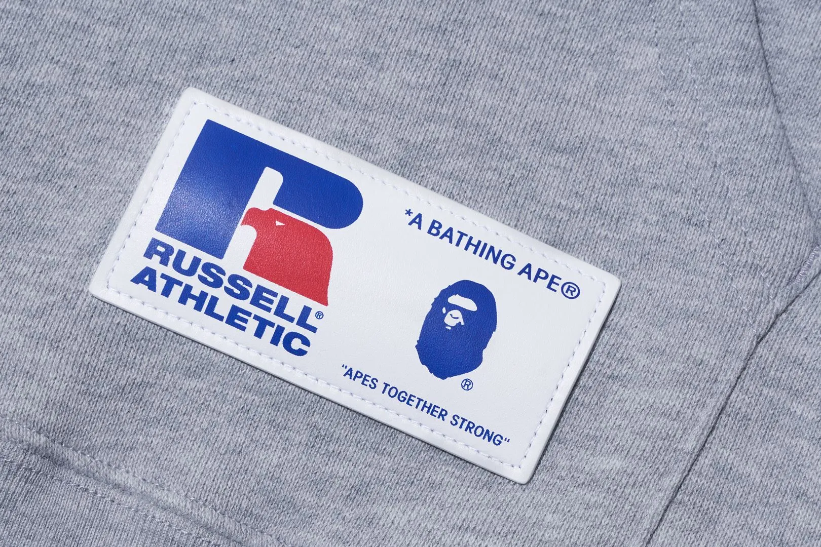【 BAPE X RUSSELL 】PULLOVER HOODIE sold by Bape product image thumbnail 4
