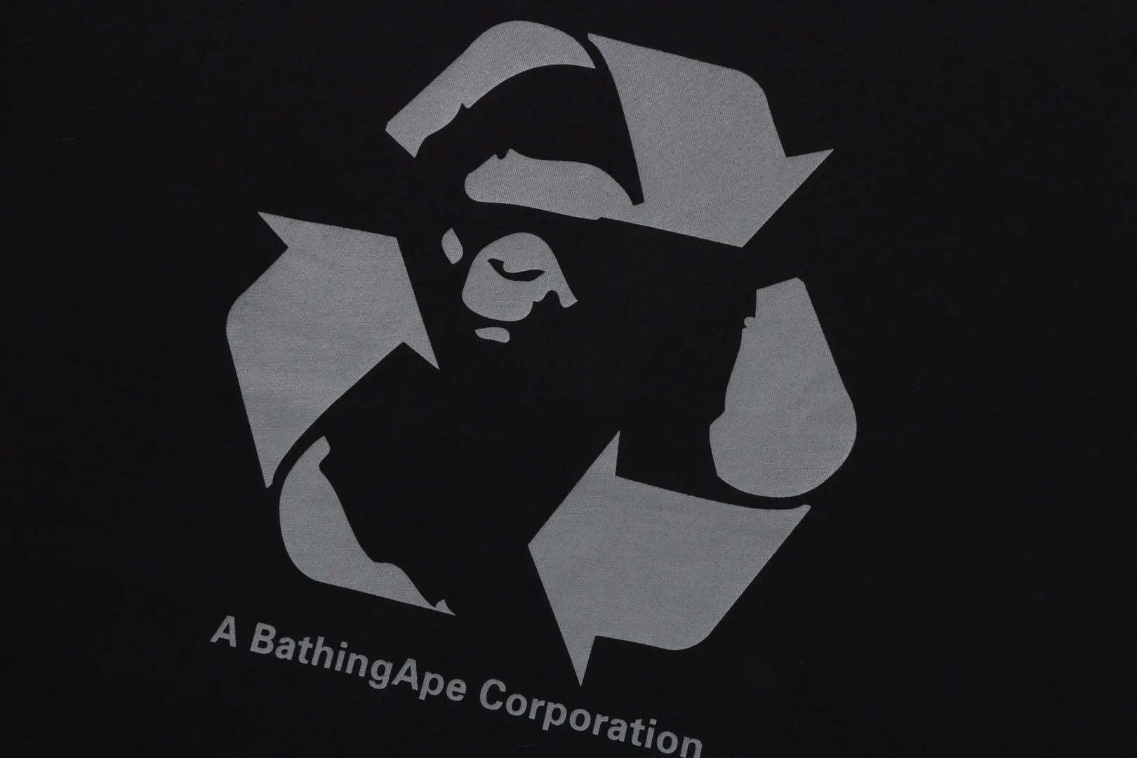 RECYCLE MOTIF RELAXED FIT TEE sold by Bape product image thumbnail 3