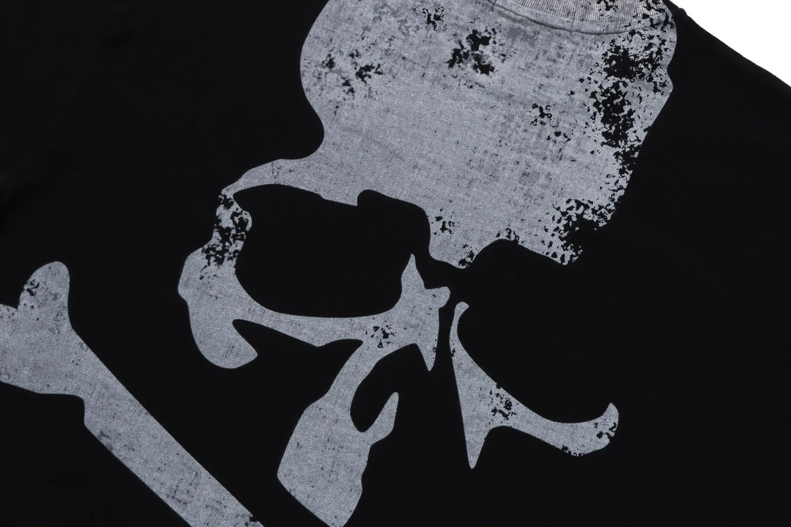 【 BAPE X MMJ 】 BAPE APE HEAD OVER PRINT RELAXED FIT TEE M 13TH 2ND sold by Bape product image thumbnail 4