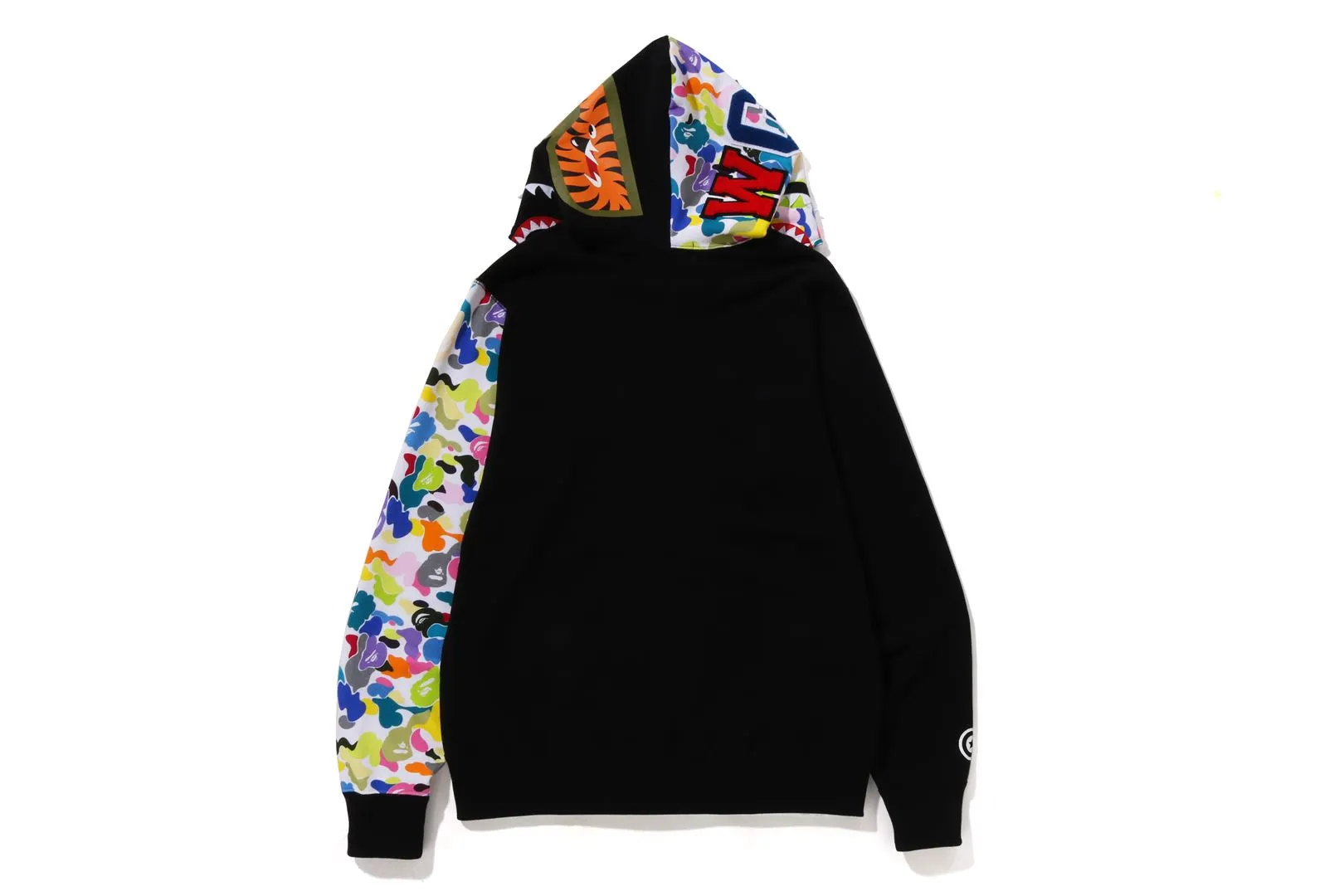 MULTI CAMO NYC LOGO SHARK FULL ZIP HOODIE sold by Bape product image thumbnail 4