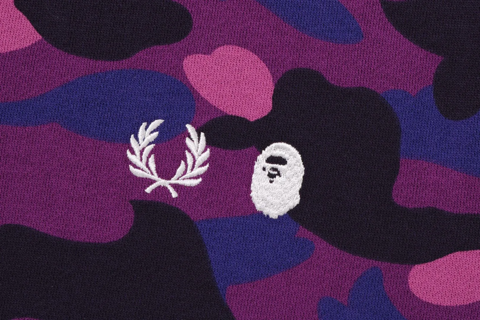 【 BAPE X FRED PERRY 】COLOR CAMO PULLOVER HOODIE sold by Bape product image thumbnail 2
