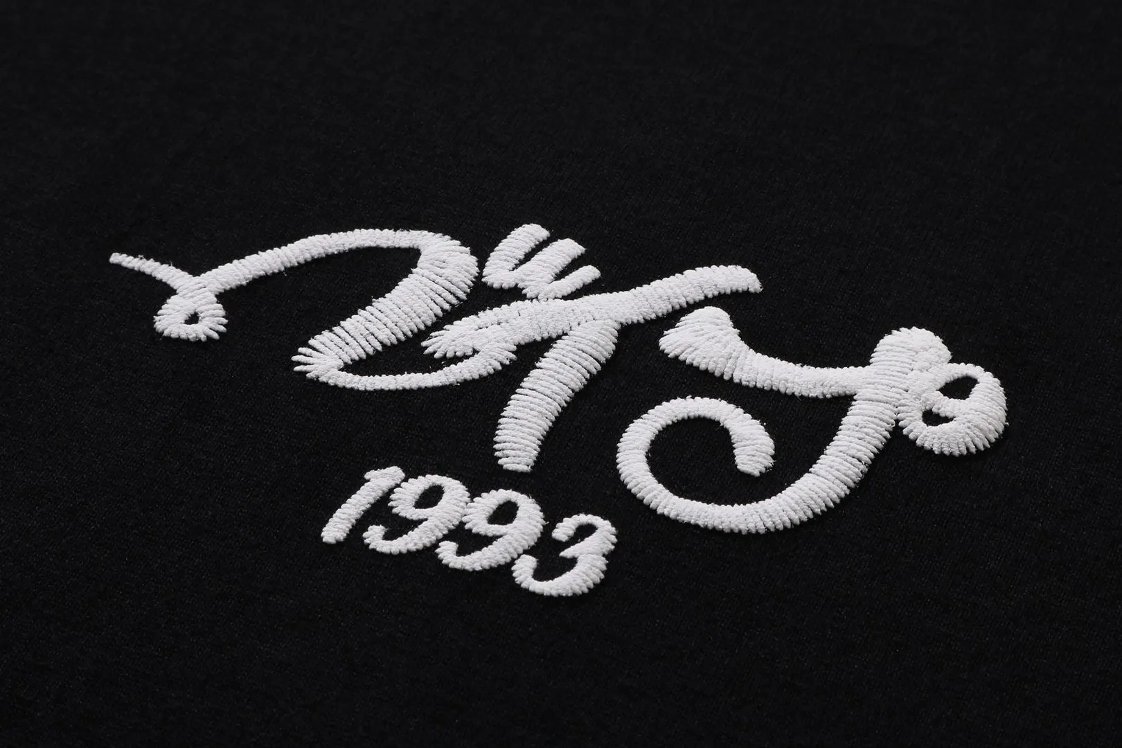 EMBROIDERY STYLE SOUVENIR LOGO TEE sold by Bape product image thumbnail 3