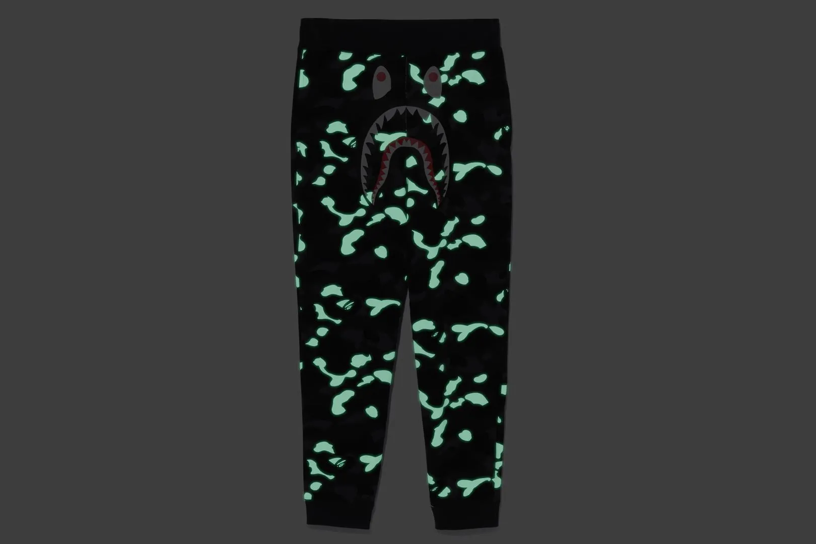 CITY CAMO SHARK SWEAT PANTS sold by Bape product image thumbnail 4