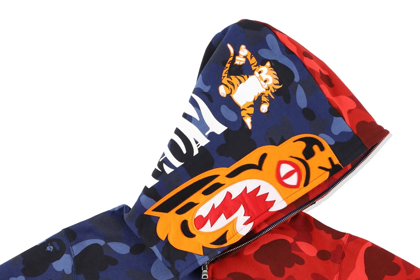 COLOR CAMO TIGER SHARK HALF FULL ZIP HOODIE sold by Bape product image thumbnail 5