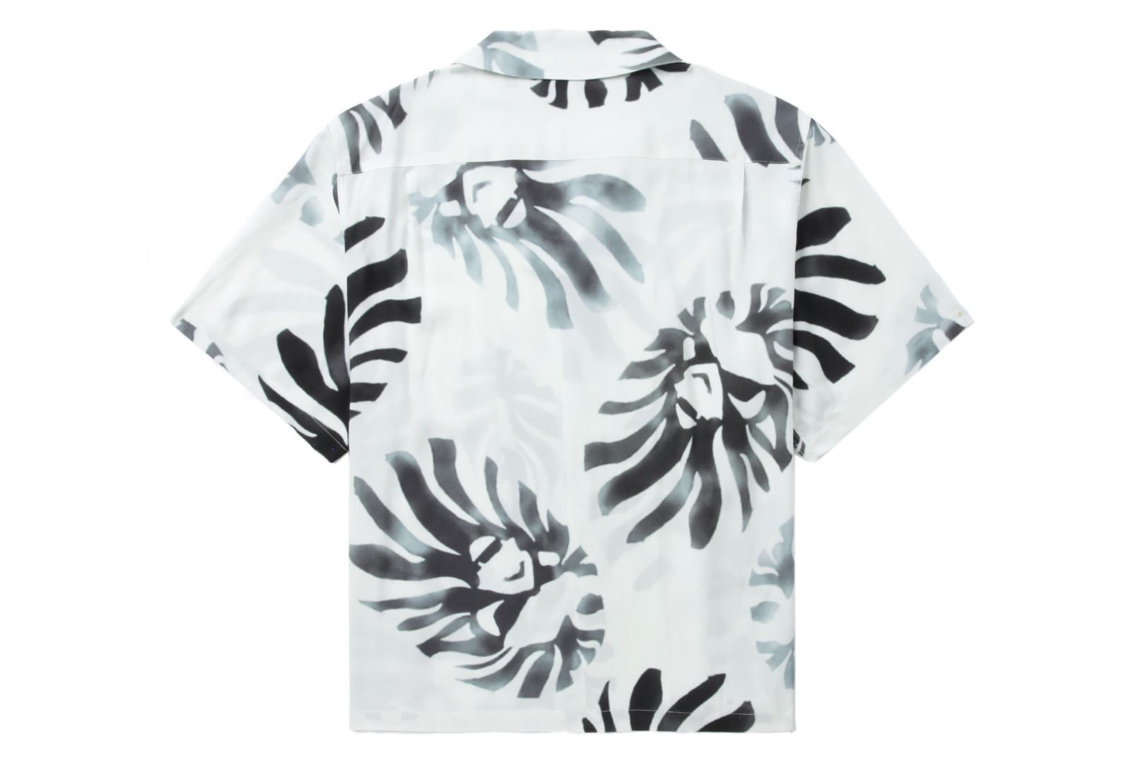 【 BAPE BLACK 】APE HEAD S/S SHIRT sold by Bape product image thumbnail 2
