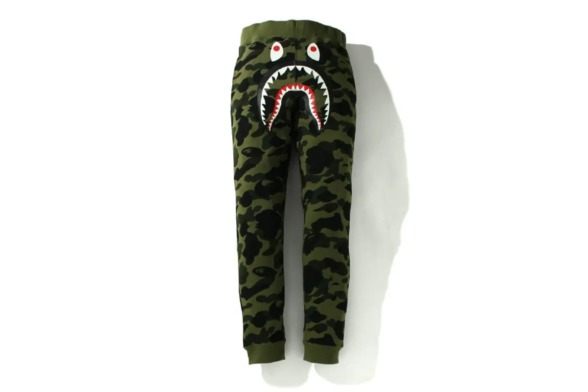1ST CAMO SHARK SLIM FIT SWEAT PANTS sold by Bape