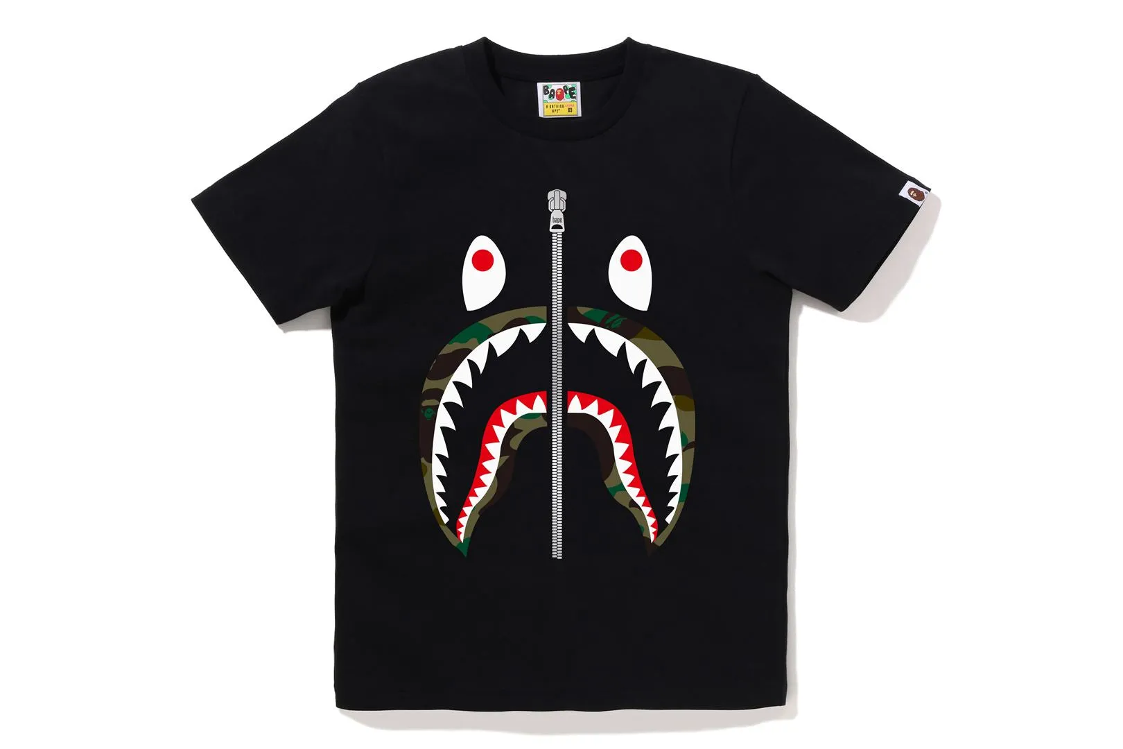 1ST CAMO SHARK TEE sold by Bape product image thumbnail 3