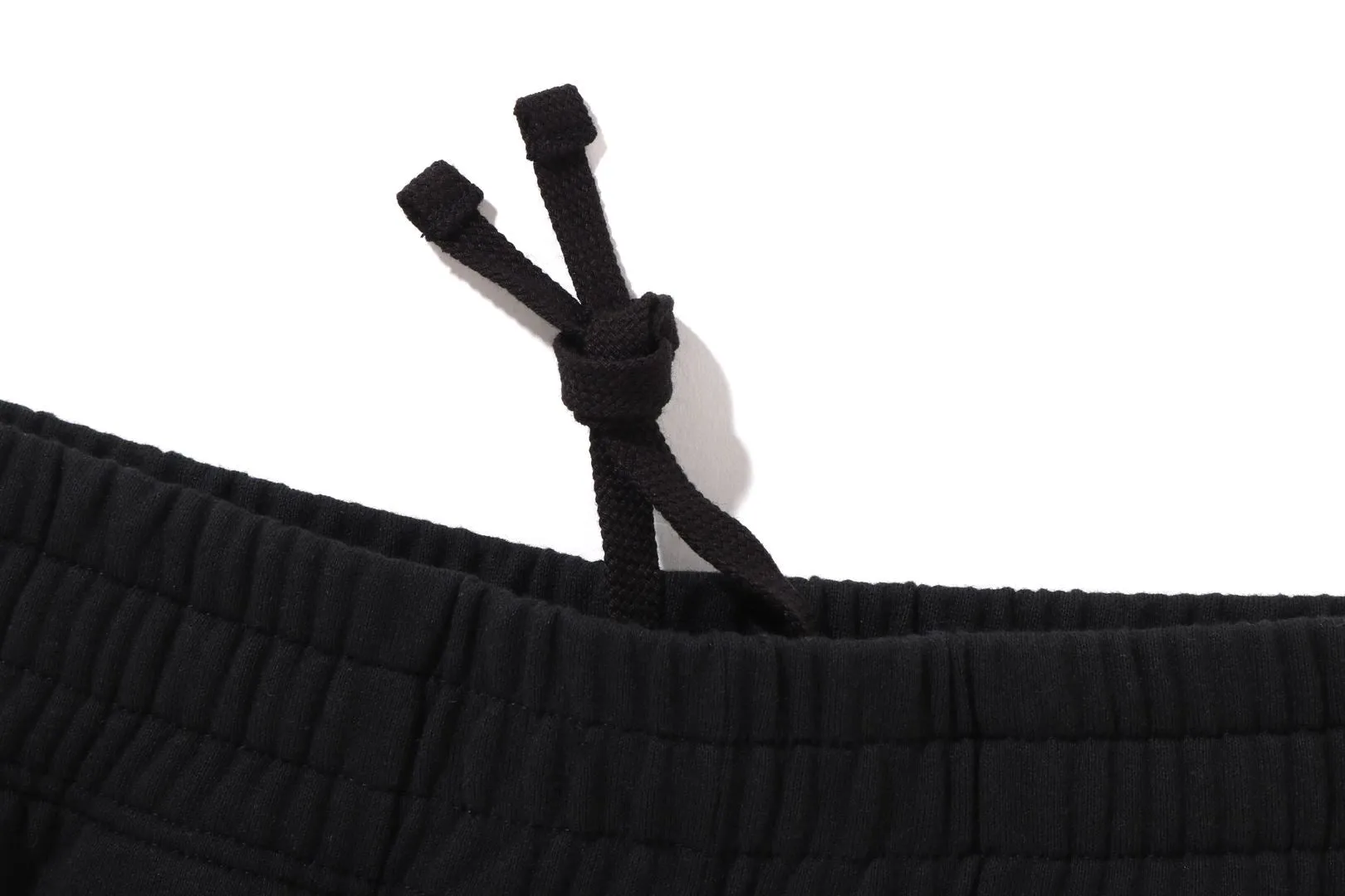 APE HEAD ONE POINT OVERSIZED SWEAT SHORTS sold by Bape product image thumbnail 4