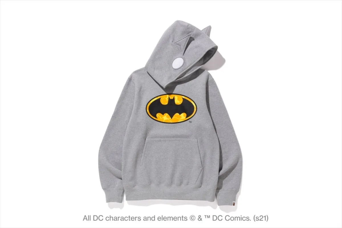 【 BAPE X DC 】MADISON AVENUE BATMAN PULLOVER HOODIE sold by Bape