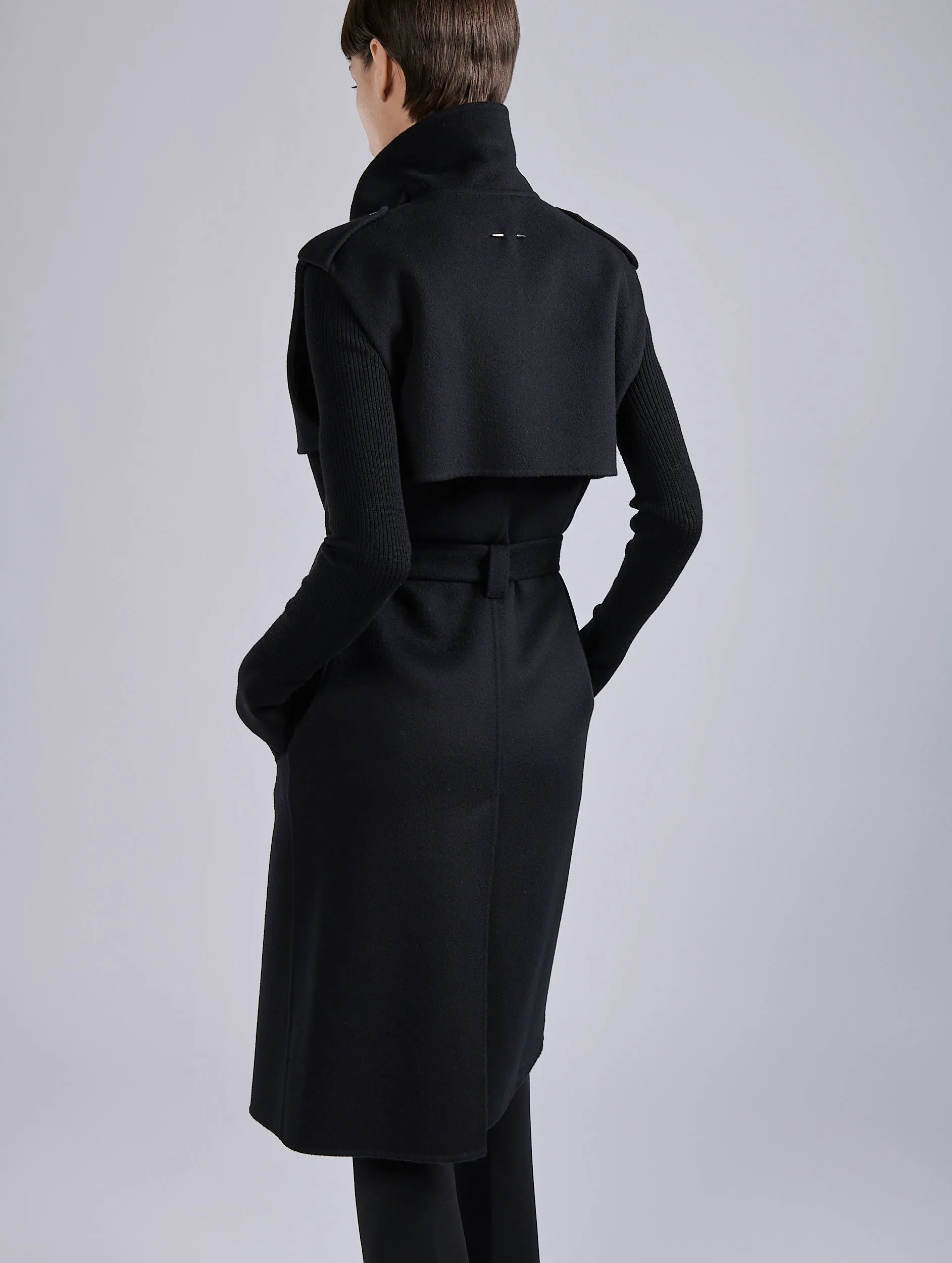 Trench sans manches en double face noir sold by Barbara Bui product image thumbnail 2
