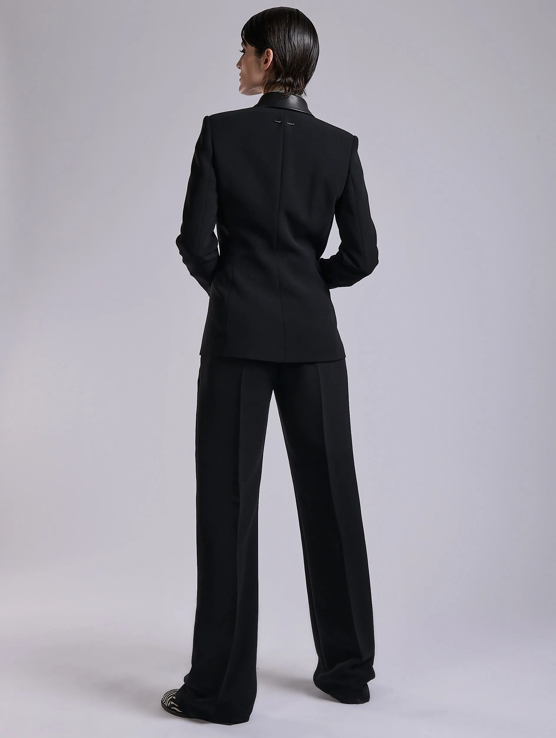 Veste zippée en crêpe et cuir noir sold by Barbara Bui product image thumbnail 4