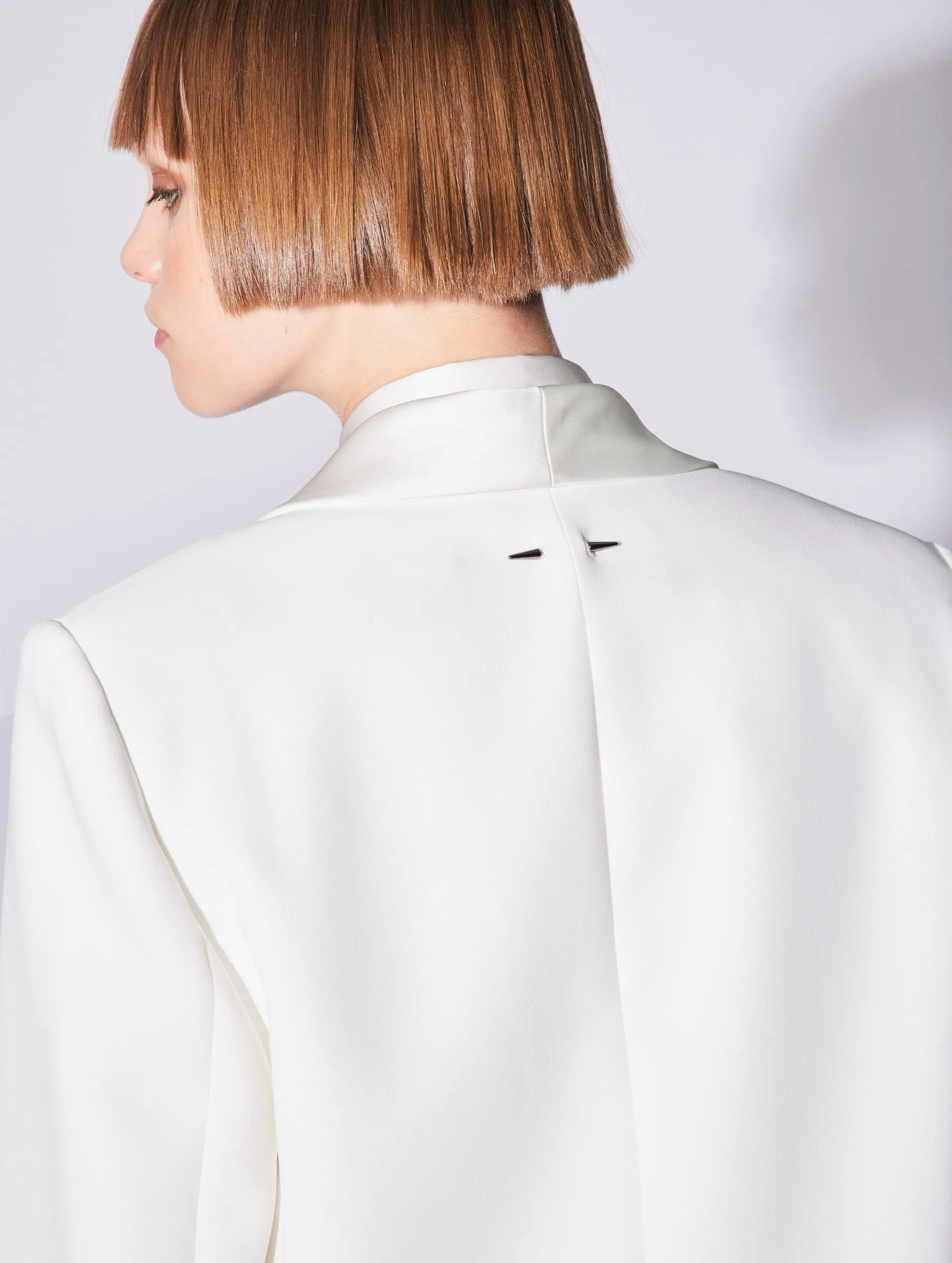 Veste de costume droite en crêpe blanc col satin sold by Barbara Bui product image thumbnail 2