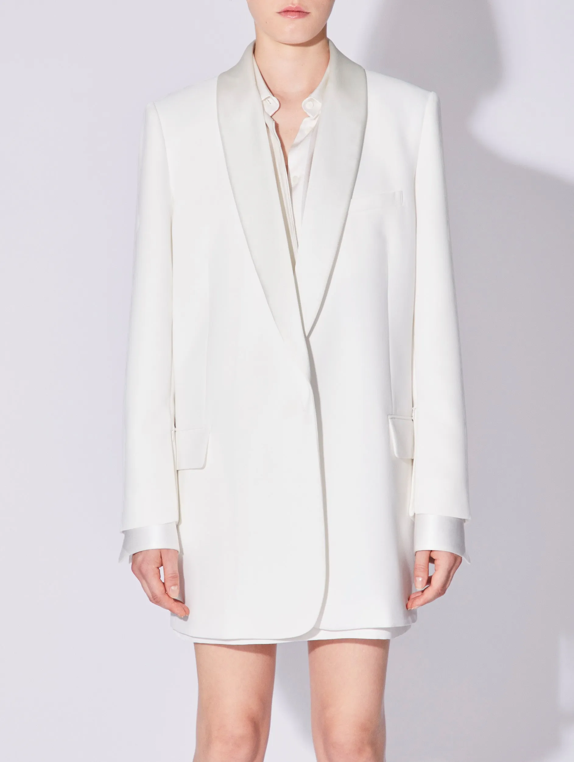 Veste de costume droite en crêpe blanc col satin sold by Barbara Bui product image thumbnail 5