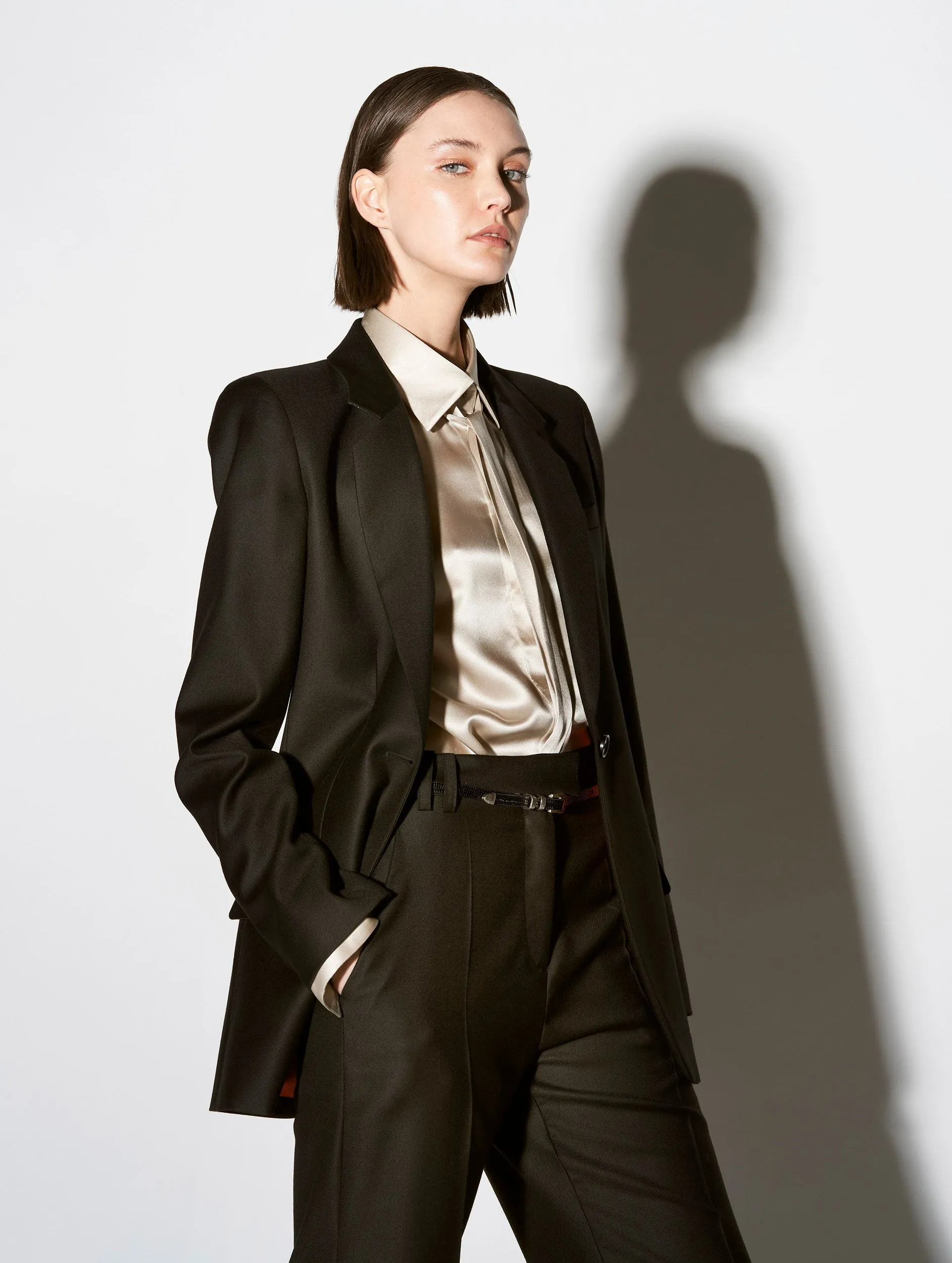 Veste de costume gabardine laine cachemire noire sold by Barbara Bui product image thumbnail 2