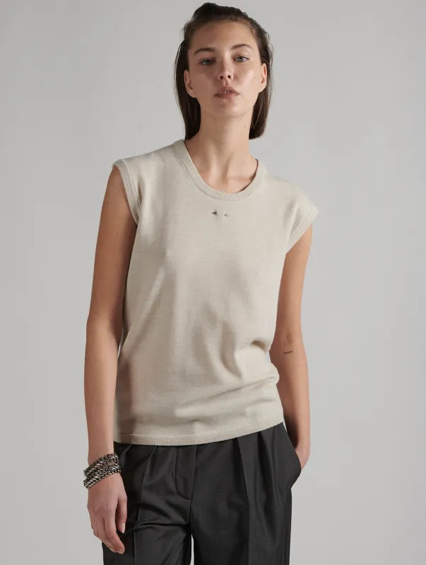 Pull col rond sans manches en maille mérinos sable made by Barbara Bui