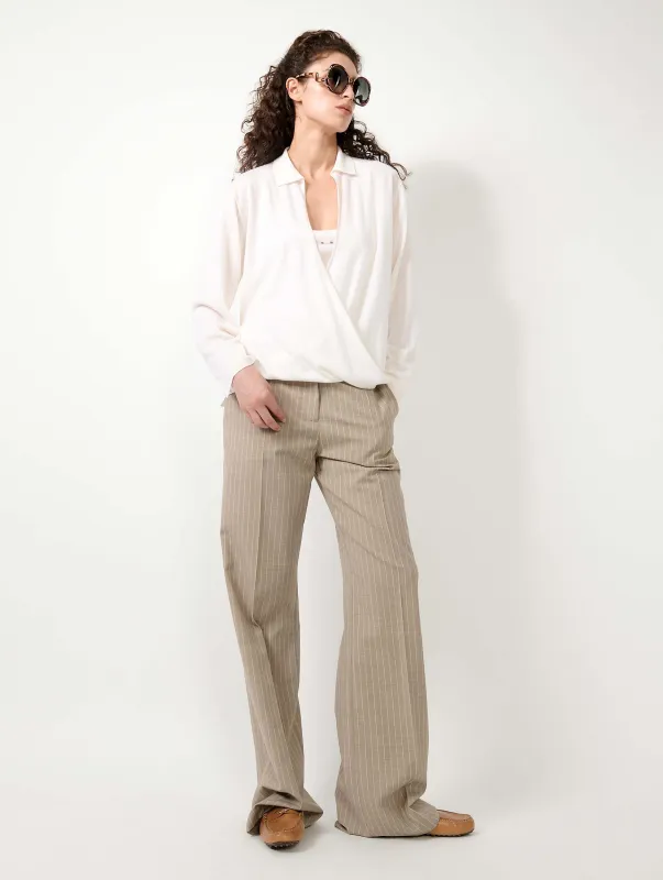 Pull cache-cœur en laine et soie extrafine ivoire sold by Barbara Bui