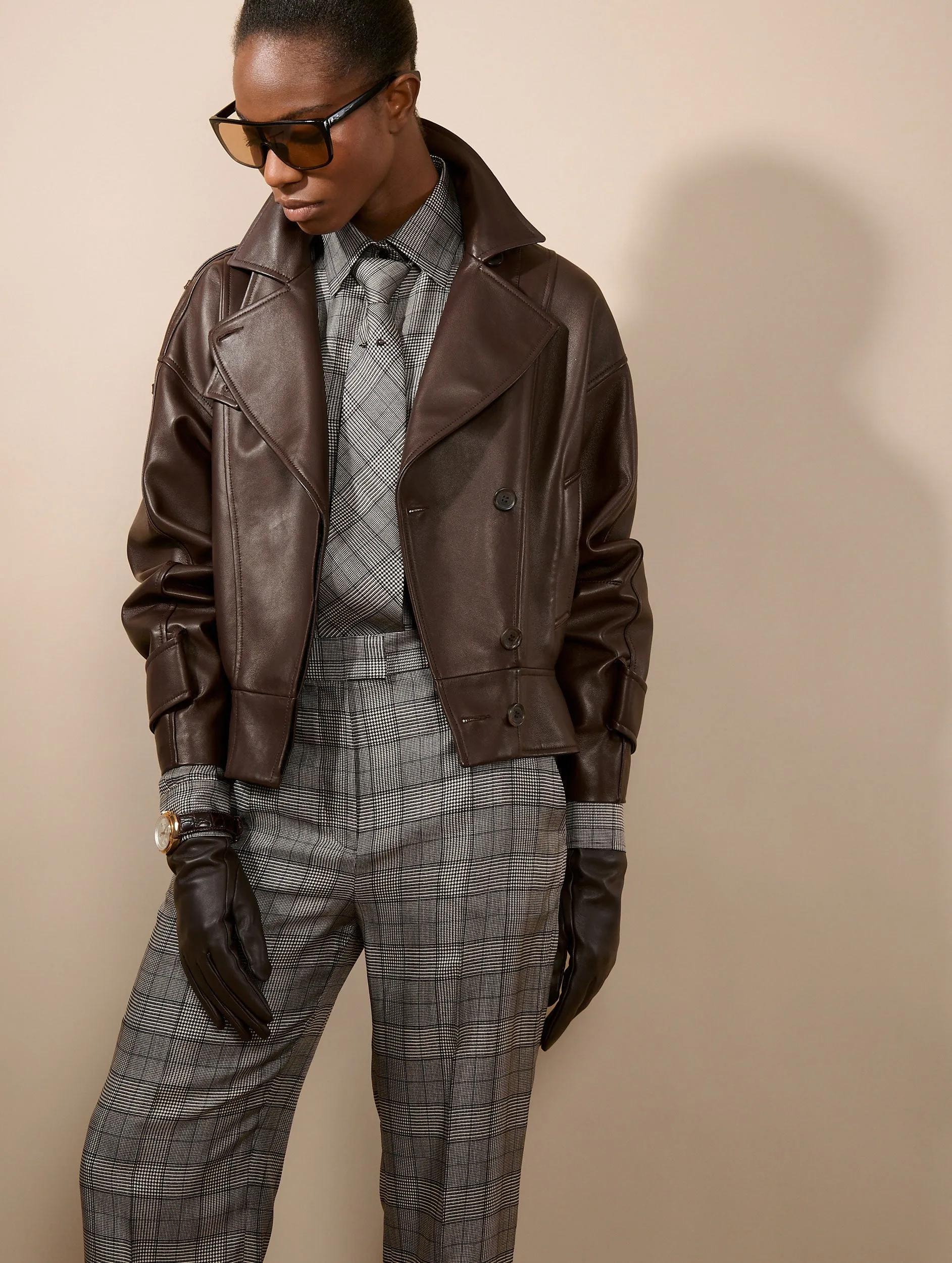 Blouson en cuir d'agneau café sold by Barbara Bui