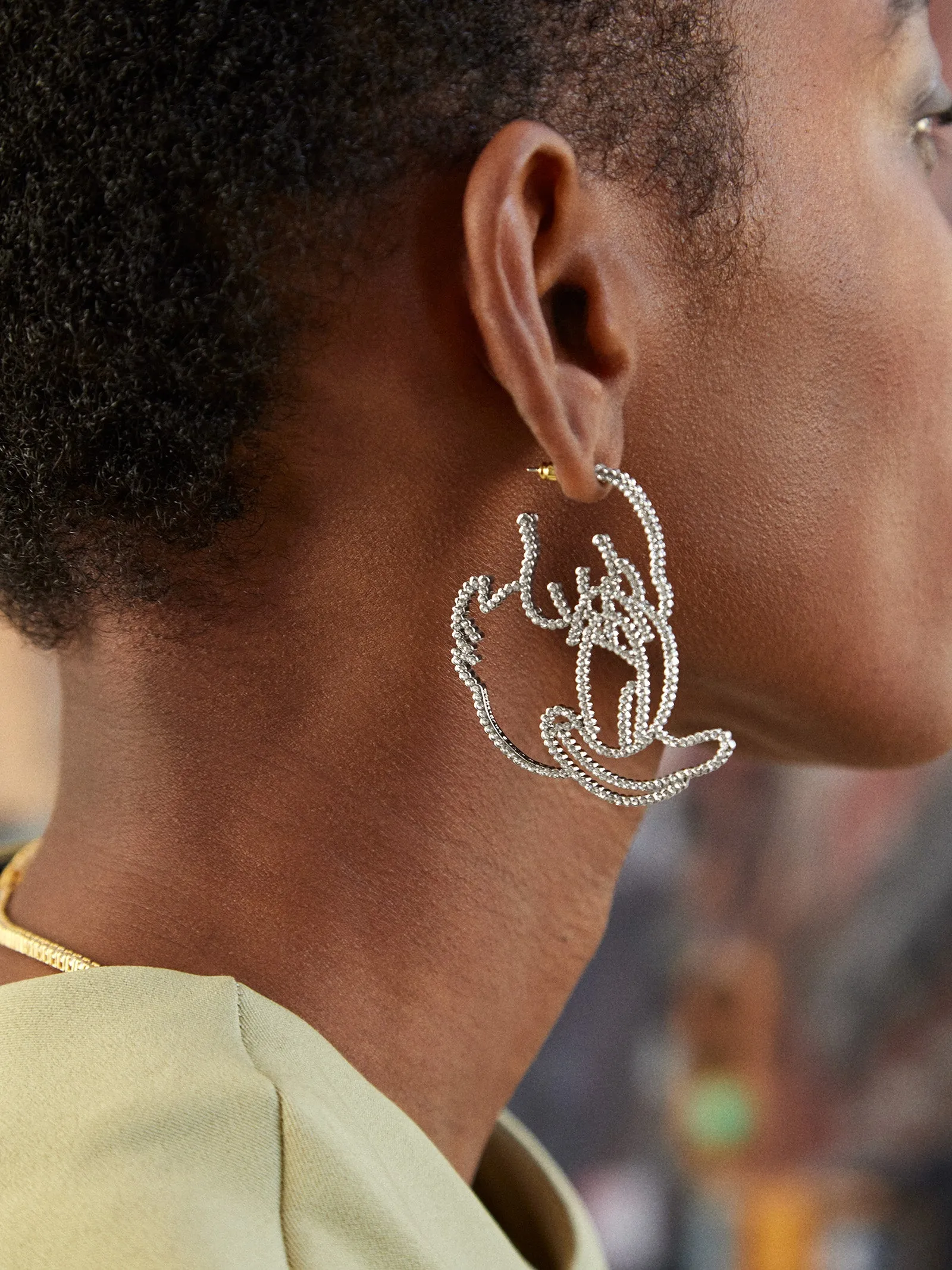 Daisy Duck Disney Outline Earrings - Daisy Duck sold by BaubleBar product image thumbnail 4