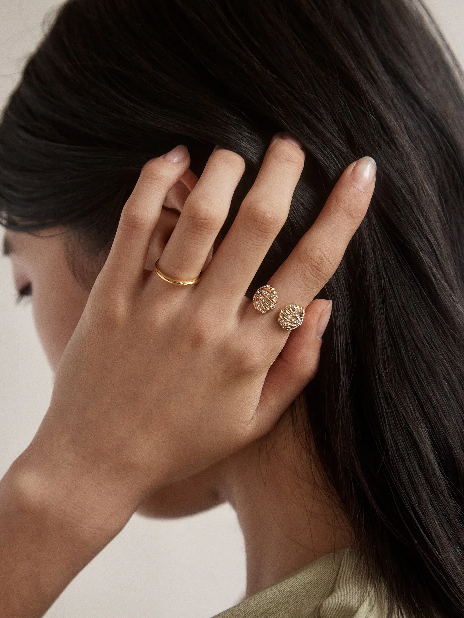 Halle Seashell Ring - Gold/Pavé sold by BaubleBar product image thumbnail 2