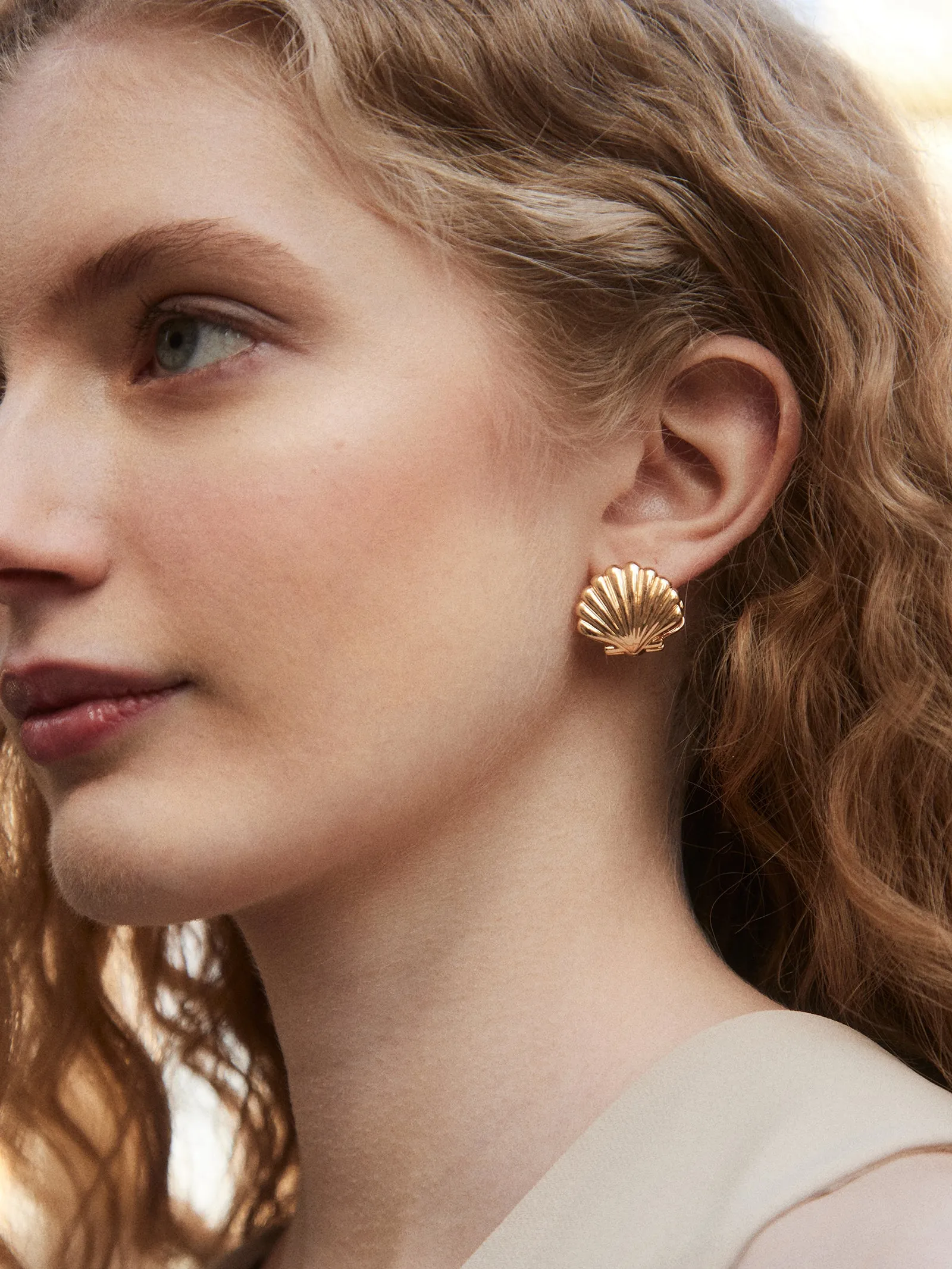 Halle Seashell Earrings - Gold sold by BaubleBar product image thumbnail 2