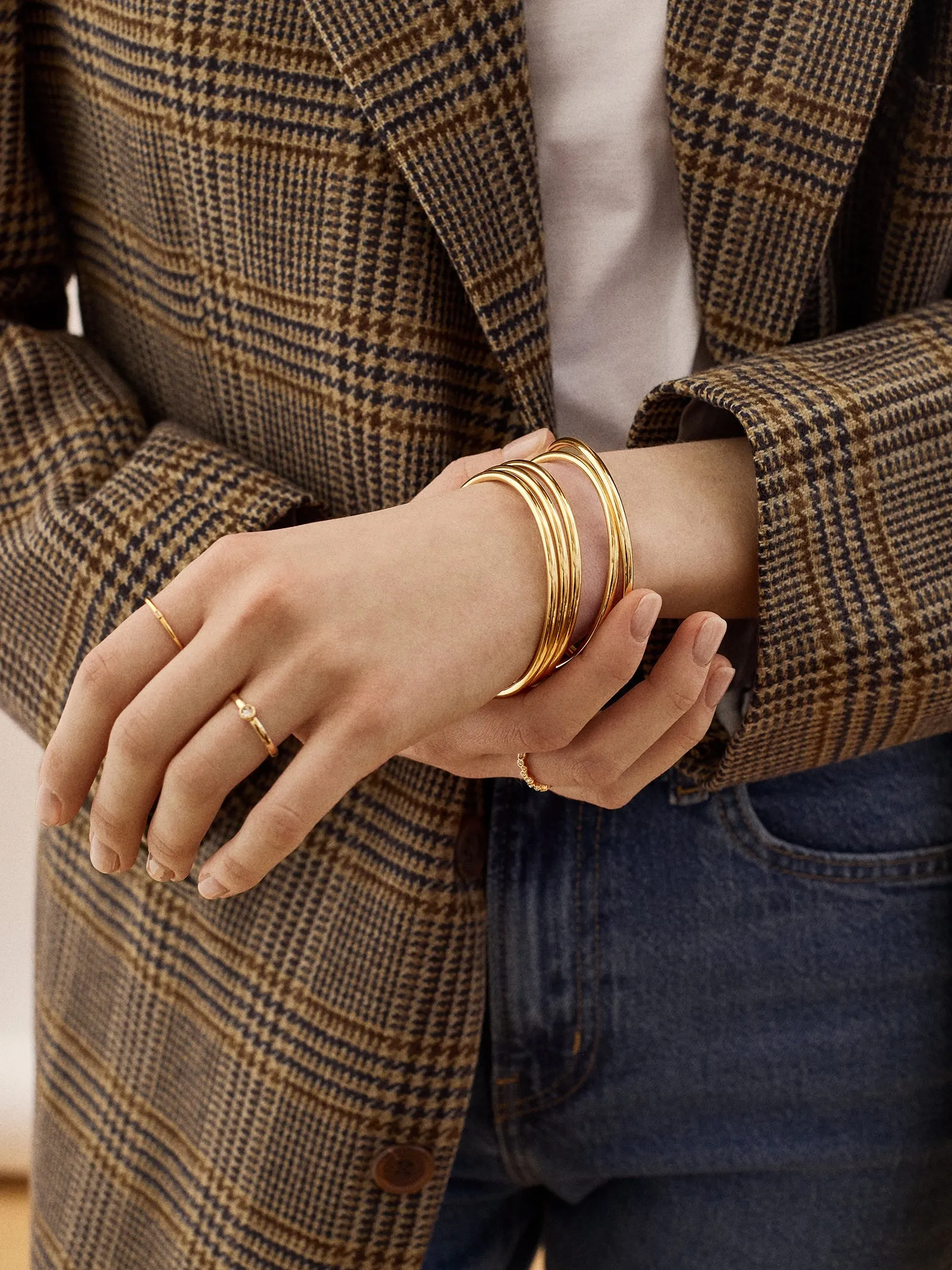 Alexia Bangle Bracelet Set - Gold sold by BaubleBar product image thumbnail 2