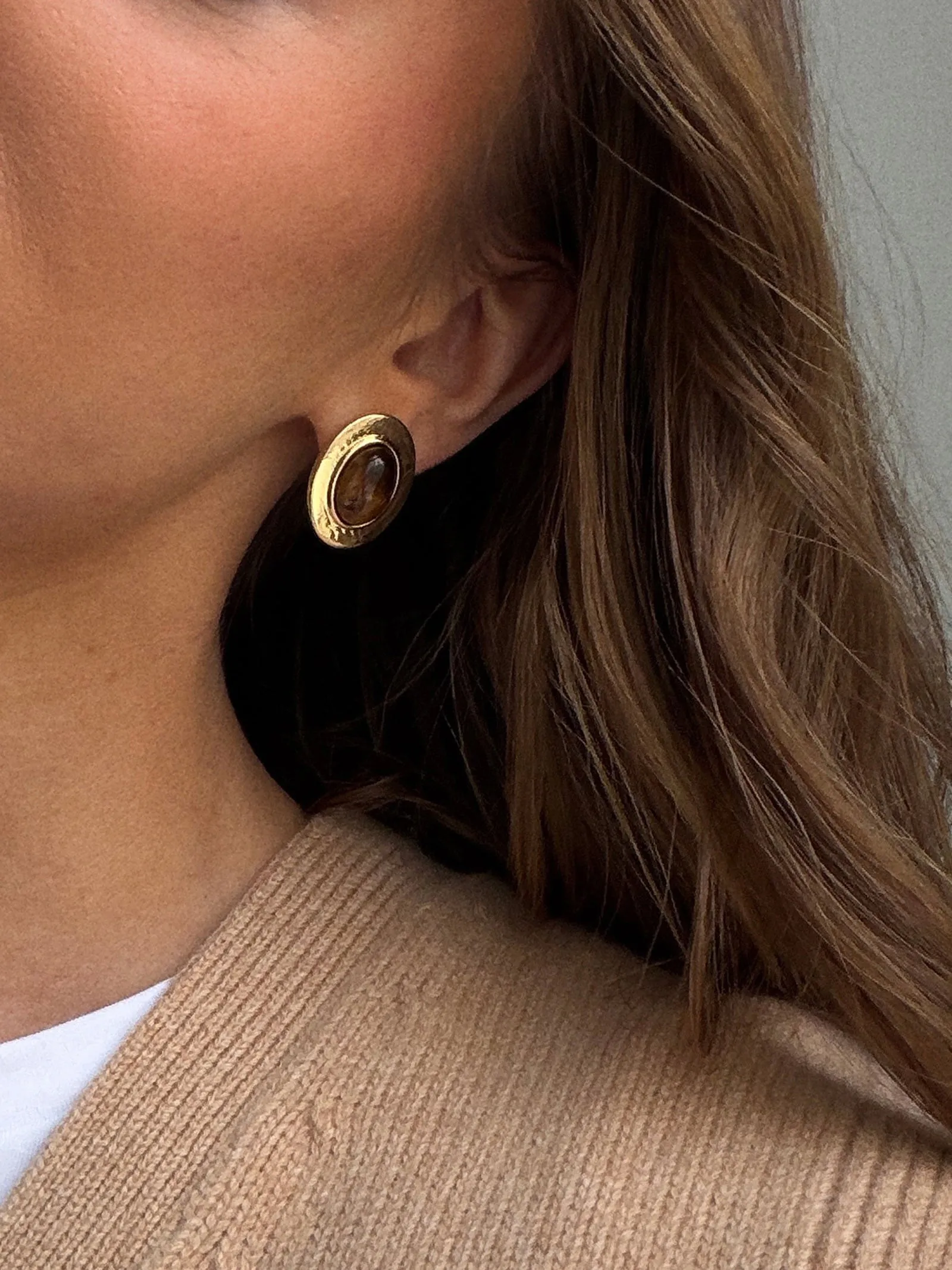 Samira Gold Stud Earrings - Samira Gold Stud Earrings sold by BaubleBar product image thumbnail 2