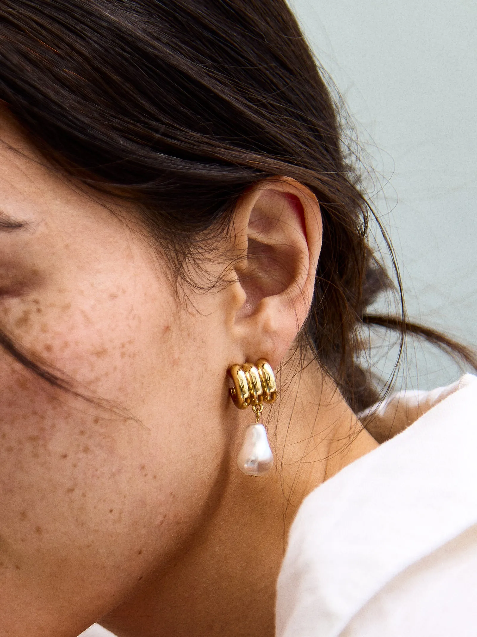 Teagan Ribbed Pearl Earrings - Gold/Pearl sold by BaubleBar product image thumbnail 2