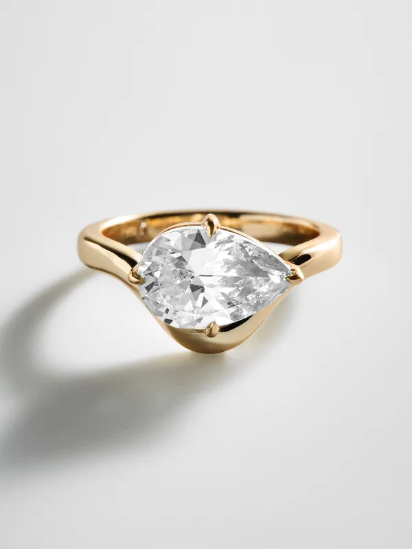 Wavy Custom Birthstone Ring - Gold made by BaubleBar