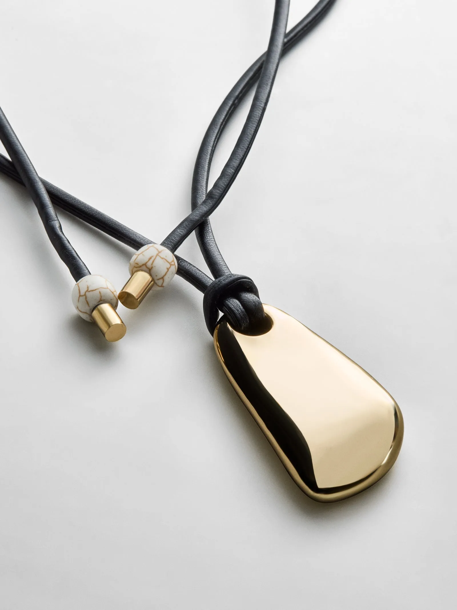 Tallulah Pendant Necklace - Gold sold by BaubleBar product image thumbnail 4