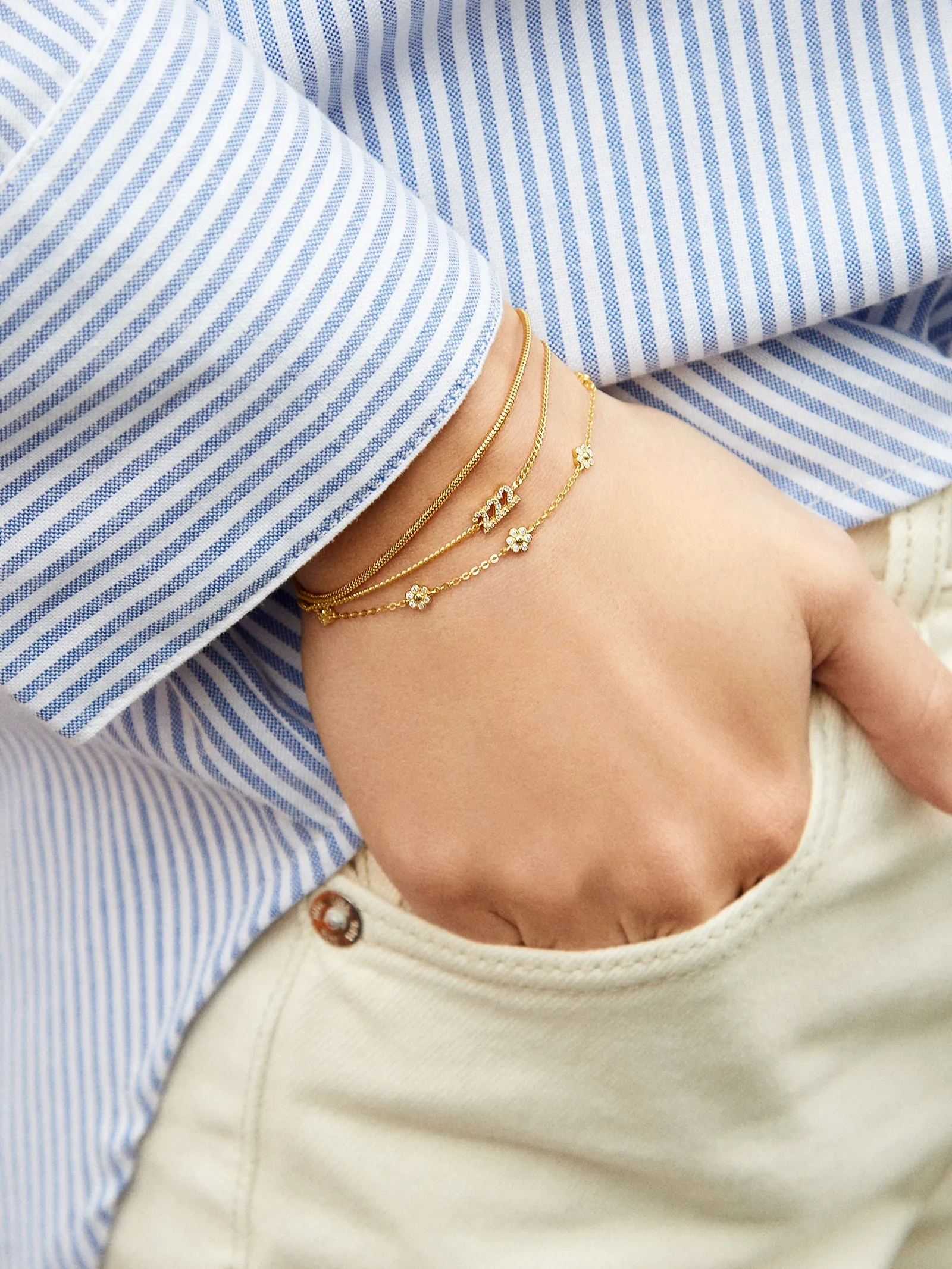 Petunia 18K Gold Bracelet - Clear Flower sold by BaubleBar product image thumbnail 2