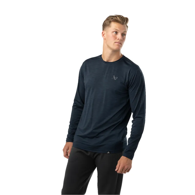 BAUER FLC LONGSLEEVE TECH TEE SENIOR S24 sold by Bauer