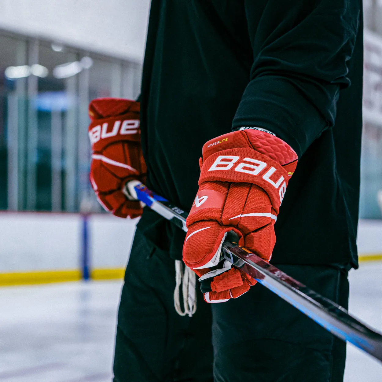 VAPOR HYPERLITE GLOVE INTERMEDIATE sold by Bauer product image thumbnail 3