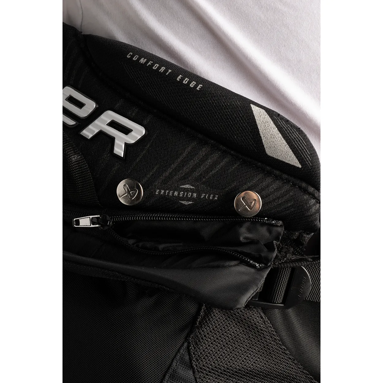 BAUER VAPOR FLYLITE PANT INTERMEDIATE sold by Bauer product image thumbnail 4