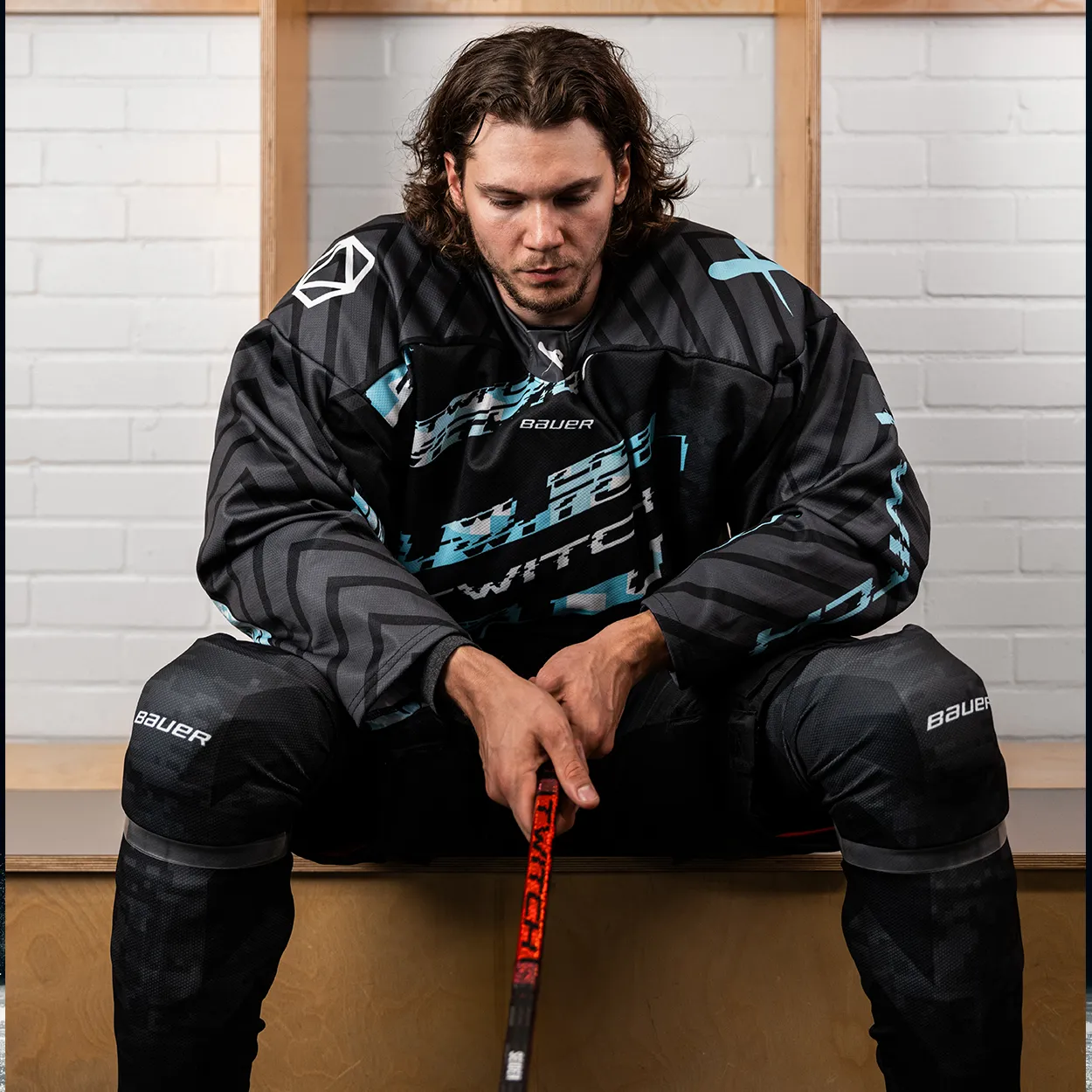 BAUER TWITCH RED STICK INTERMEDIATE sold by Bauer product image thumbnail 4