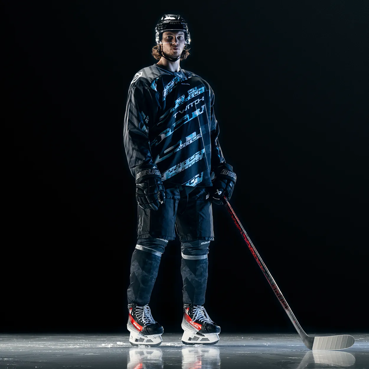 BAUER TWITCH RED STICK INTERMEDIATE sold by Bauer product image thumbnail 2