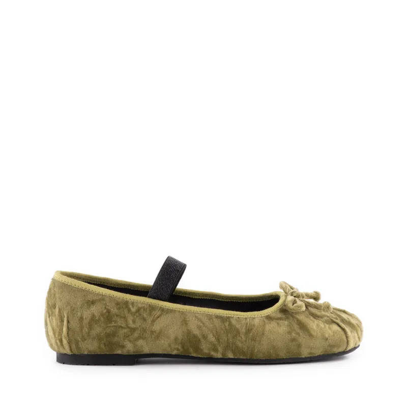 Somebody New Flat sold by BC Footwear