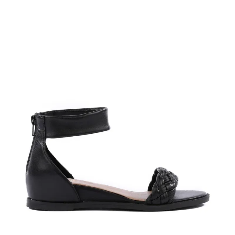 Skipper Sandal sold by BC Footwear