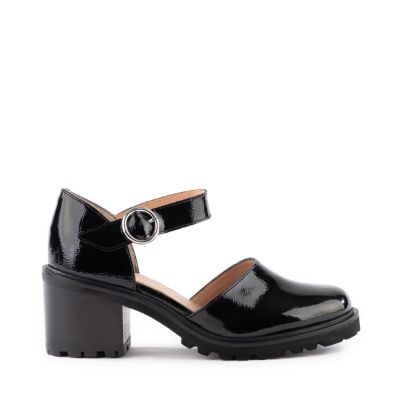 Lock And Key Wide Width Heel made by BC Footwear